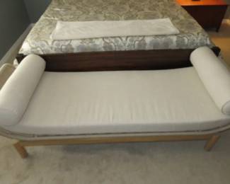 Christopher Knight Home Lounge Acacia Wood & Handwoven Rope Daybed
