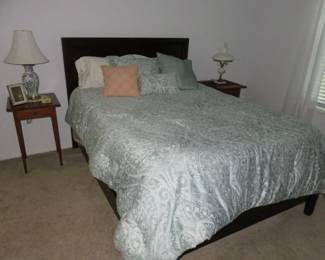 Queen Size Mattress/Boxspring & Wood Bed Frame