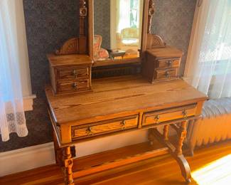 Antique Wooden Dressing Table with Mirror and Drawers