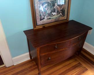 Low Dresser with 2/1 Bowfront Drawers