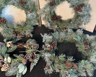 Christmas wreaths 10"