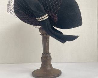 1940s tilt hat (often referred to as a half-hat or doll hat