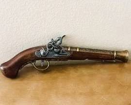 Antique-Style Flintlock Pistol Replica with Wood & Metal Finish