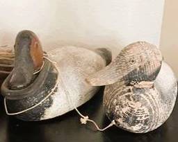 Classic Duck Decoys & Waterfowl Figurines | Hand-Carved Wood Ducks | Rustic Cabin Lodge Décor