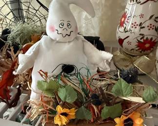 Primitive Rustic Halloween Ghost Stump Doll Decoration