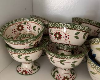 Temp-Tations Old World Poinsettia Footed Bowls
