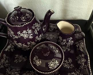 Temp-Tations Floral Lace Tea Set