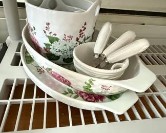 Certified International Floral Serveware Set