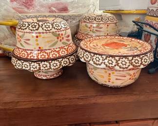 Temp-tations Old World Pattern Covered Dishes