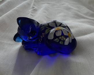 Fenton Cobalt Blue Glass Cat Figurine with Hand-Painted Flowers