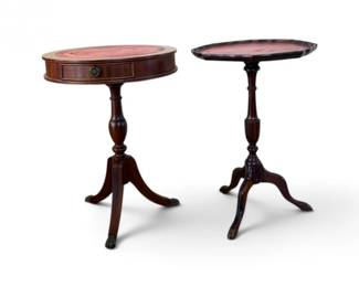 26 VintagePairofLeatherTopPedestalSideTables