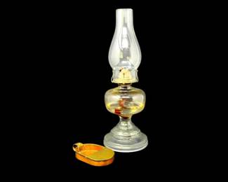 118 GlassKeroseneLampwCopperBrassMatchHolder
