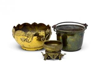 138 BrassDecorativeBowlsPotswElephantFigureStand3Pieces