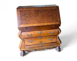 7 VintageLouisXVStyleBurlWoodSecretaryDeskwDrawers