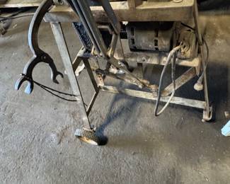 Vintage Belt sander 