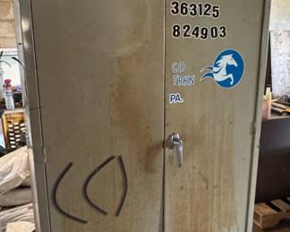 Storage cabinet