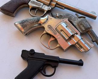 Toy Pop shooters 