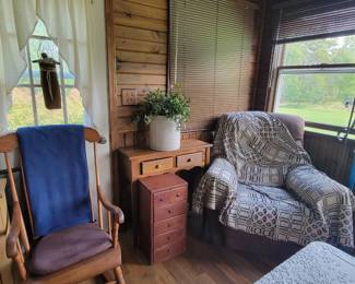 Nice primitive and rustic looking pieces