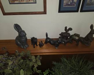 Cast figurines
