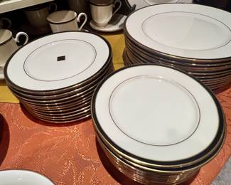 Beautiful set of Lennox China