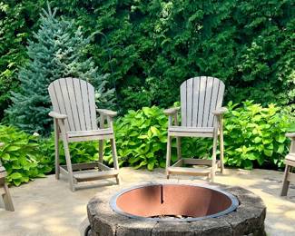 Pollywood style chairs