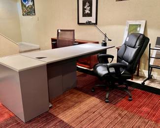 Workstation and two swivel chairs