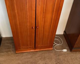 Storage cabinet 