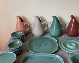 Russell wright pottery 