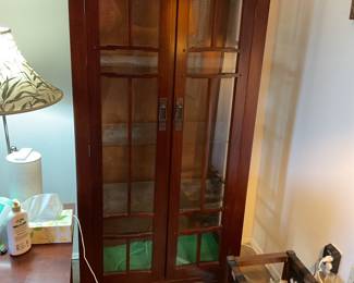 Display case 