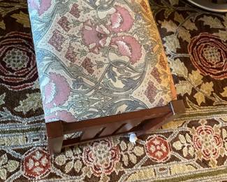 Foot stool 