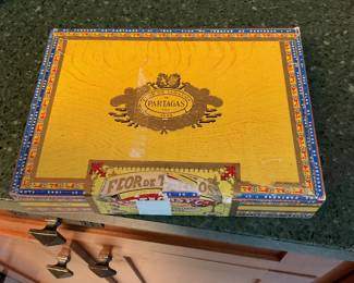 Cigar box 