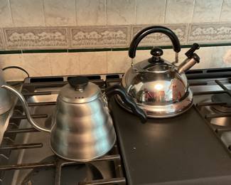 Tea pots - 