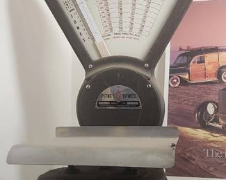 Pitney Bowes postal scale scale