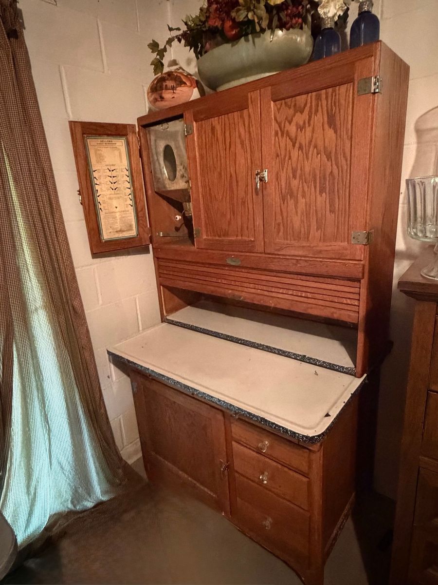 Sellers Kitchen Cabinet