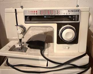 Singer 6136 Sewing Machine