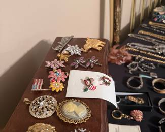 Assorted Vintage Christmas and Costume Jewelry Brooches