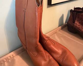 Vintage Tan Leather Cowboy Boots