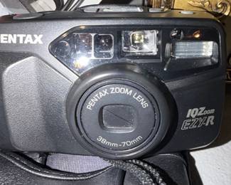 Pentax IQZoom EZY-R Point-and-Shoot Camera