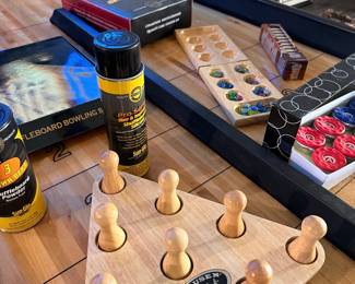 Olhausen Shuffleboard Bowling Pin Set with Sun-Glo Accessories