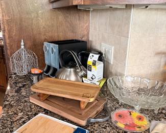 American Made Cutlery Maple Cutting Board and Paring Knife Set