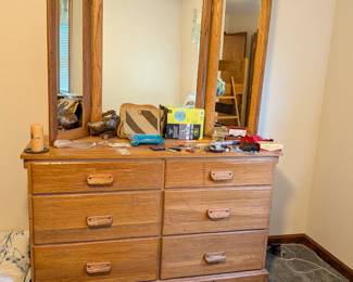 Dresser