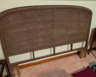 Wicker Headboard (Queen/Full)