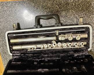 Bundy flute