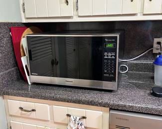 Microwave