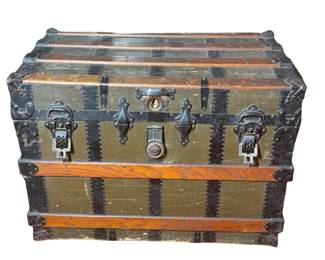 Ribbed Steamer Trunk Side Handles