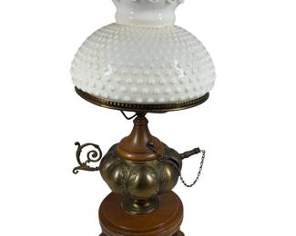 Hobnail Milk Glass 1970s Colonial Style Spelter Cast Lamp