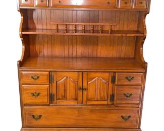 1970s Colonial Style Hutch Linen Dish