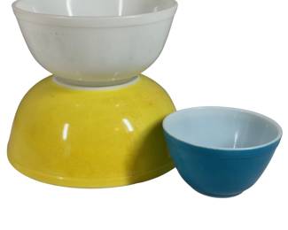 Pyrex Bowls