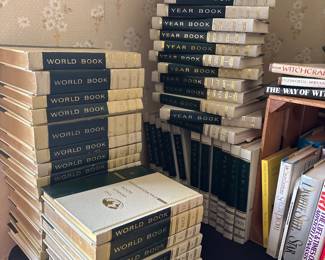 World book bundles, Year Book bundles