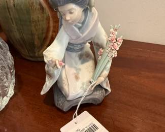 Lladro #1450 "kiyoko"